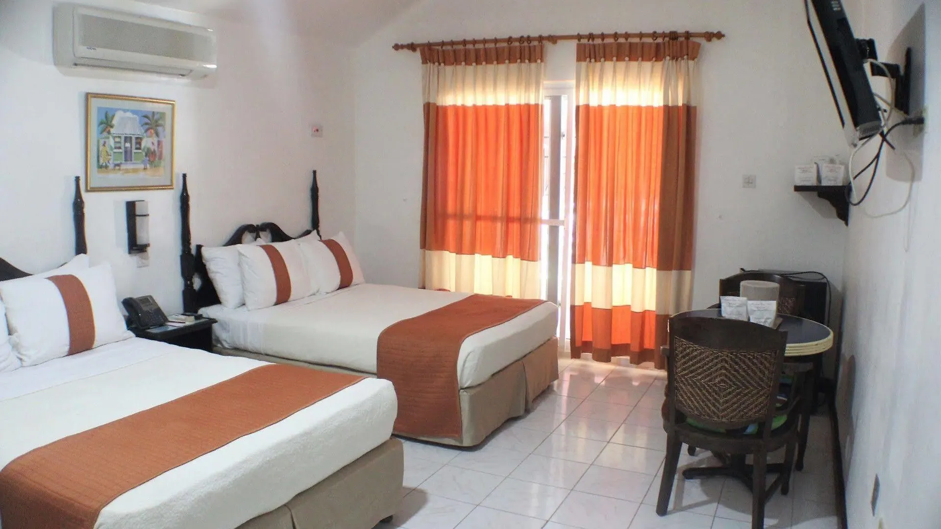 Altamont Court Hotel Kingston